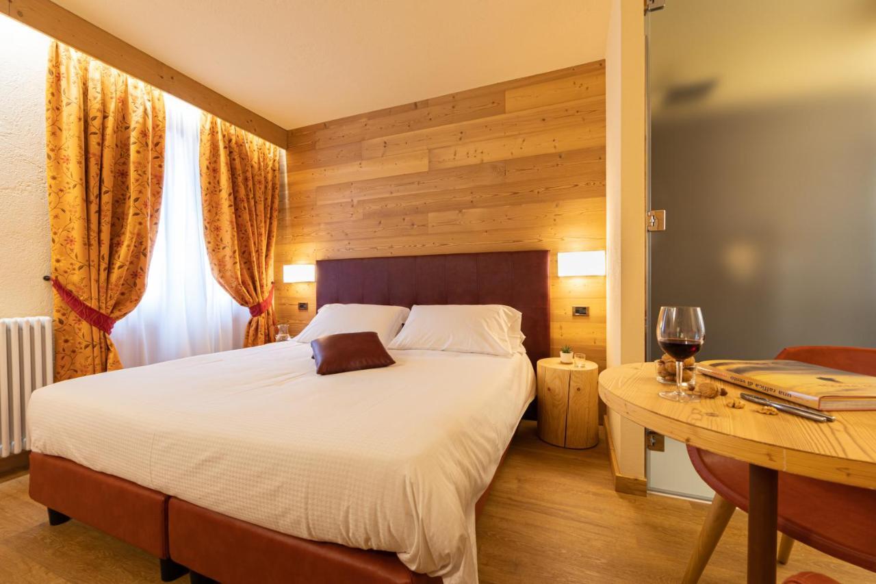 Hotel Petit Tournalin Champoluc Εξωτερικό φωτογραφία